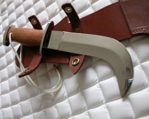 Corvo Knife modern